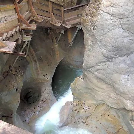 Han/Misafirhane Landgasthof Seisenbergklamm 3*